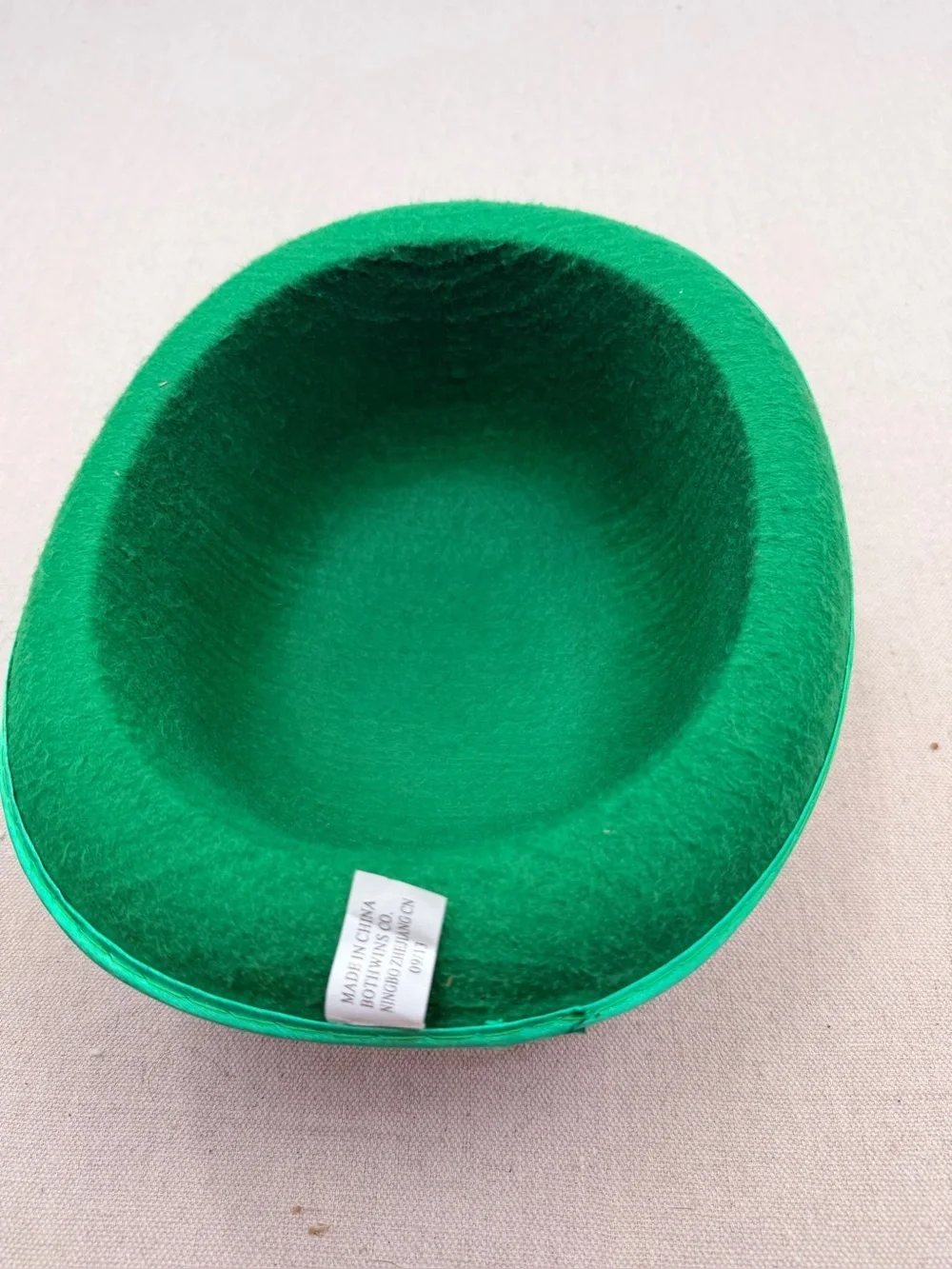 Classic Green Felt Bowler Hat - Men’s Fashion Accessory